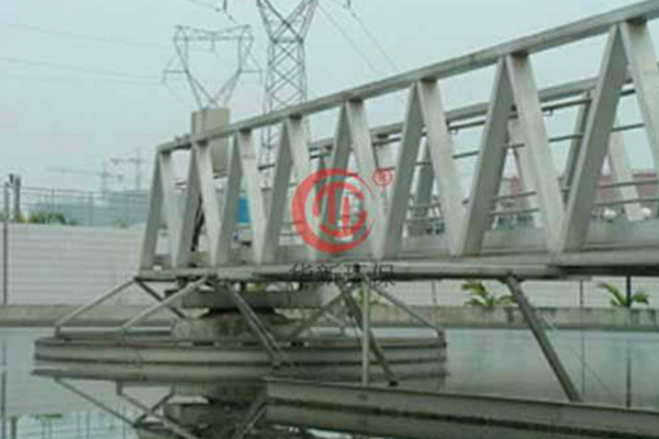 周（zhōu）邊傳動刮泥機.jpg